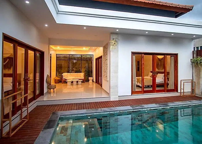 Villa Sundaze 2-prime Location-2br Near Citycenter! Kerobokan